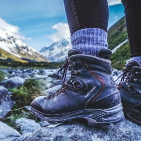 Lowa Mauria GTX Wide Womens Dark Blue/Burgundy | 6H4236 Lowa Shoes Melbourne